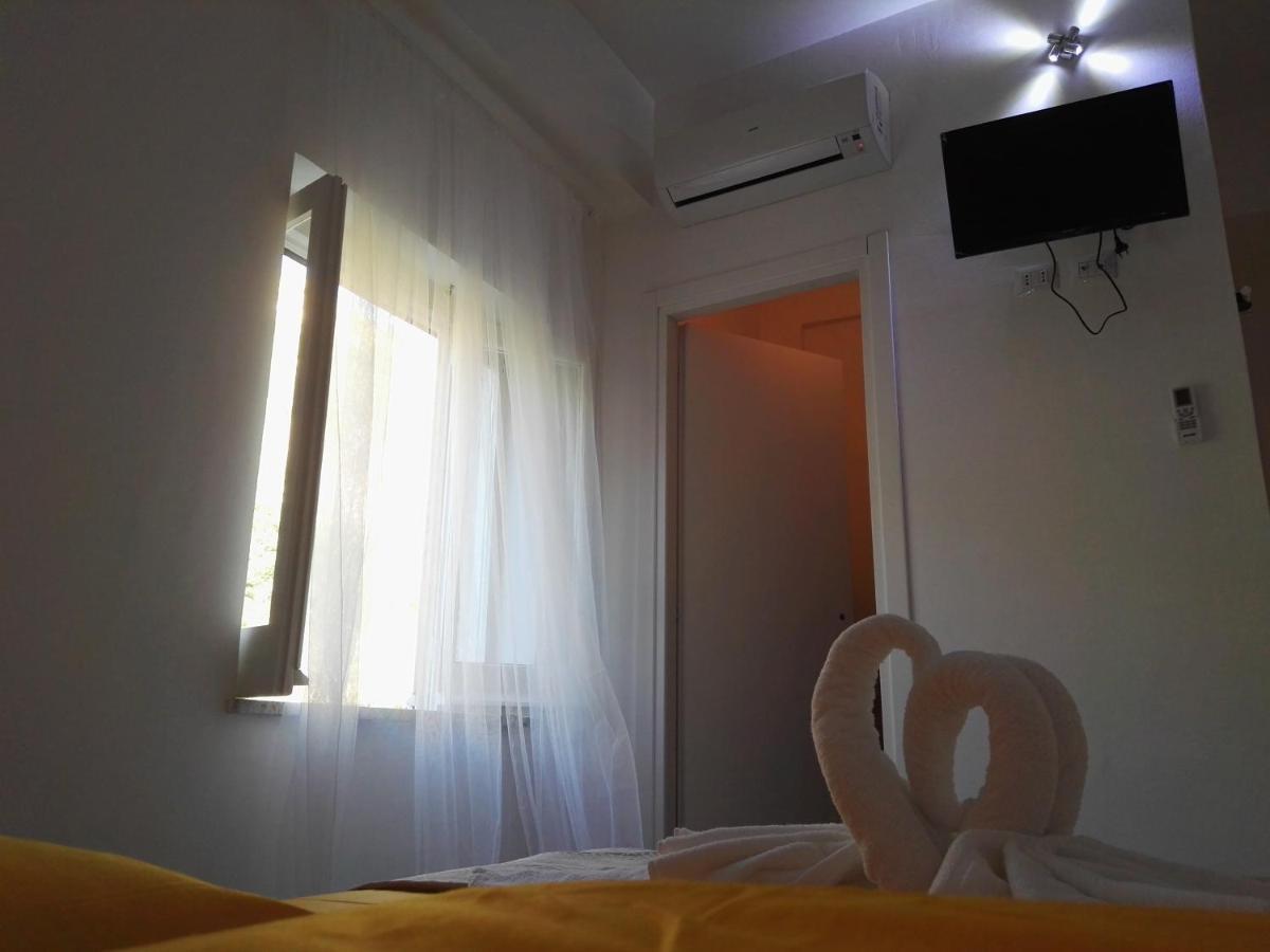 A Due Passi Dal Mare Bed & Breakfast Acquappesa Ngoại thất bức ảnh