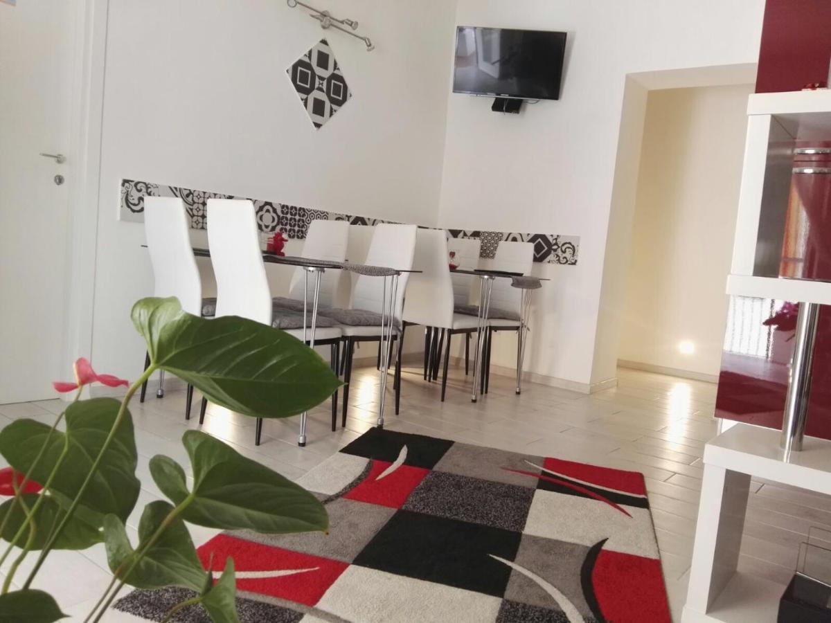 A Due Passi Dal Mare Bed & Breakfast Acquappesa Ngoại thất bức ảnh