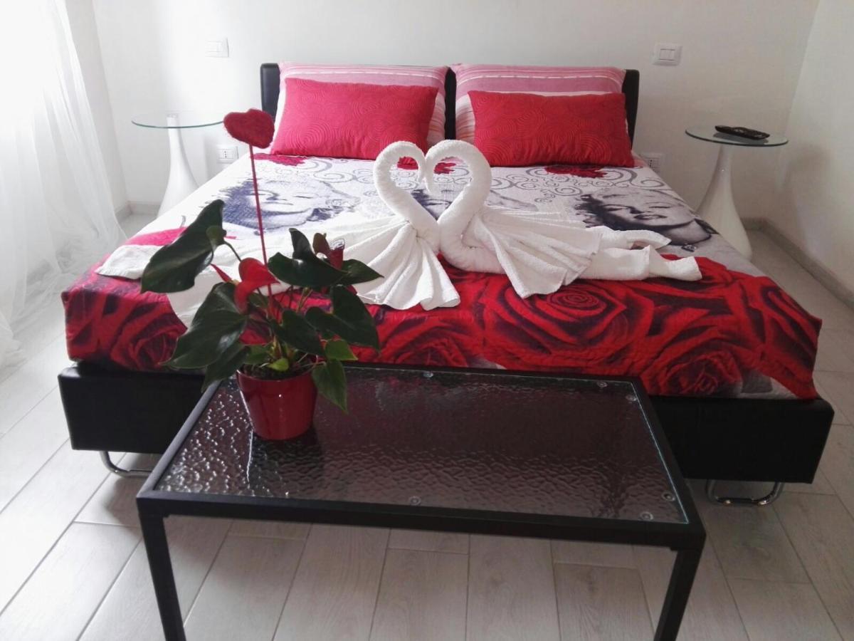 A Due Passi Dal Mare Bed & Breakfast Acquappesa Ngoại thất bức ảnh